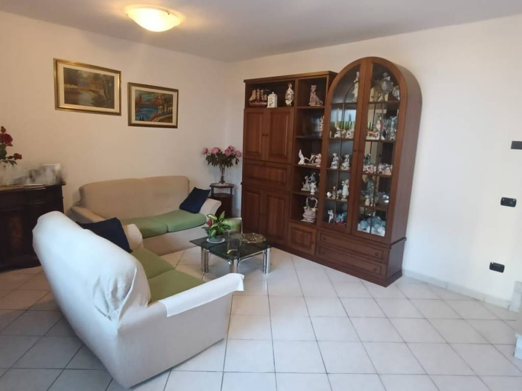 casa indipendente in vendita a Montecatini-Terme