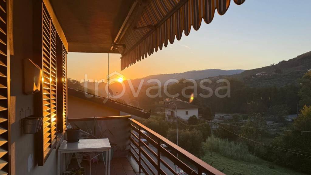 appartamento in vendita a Montecatini-Terme in zona Nievole