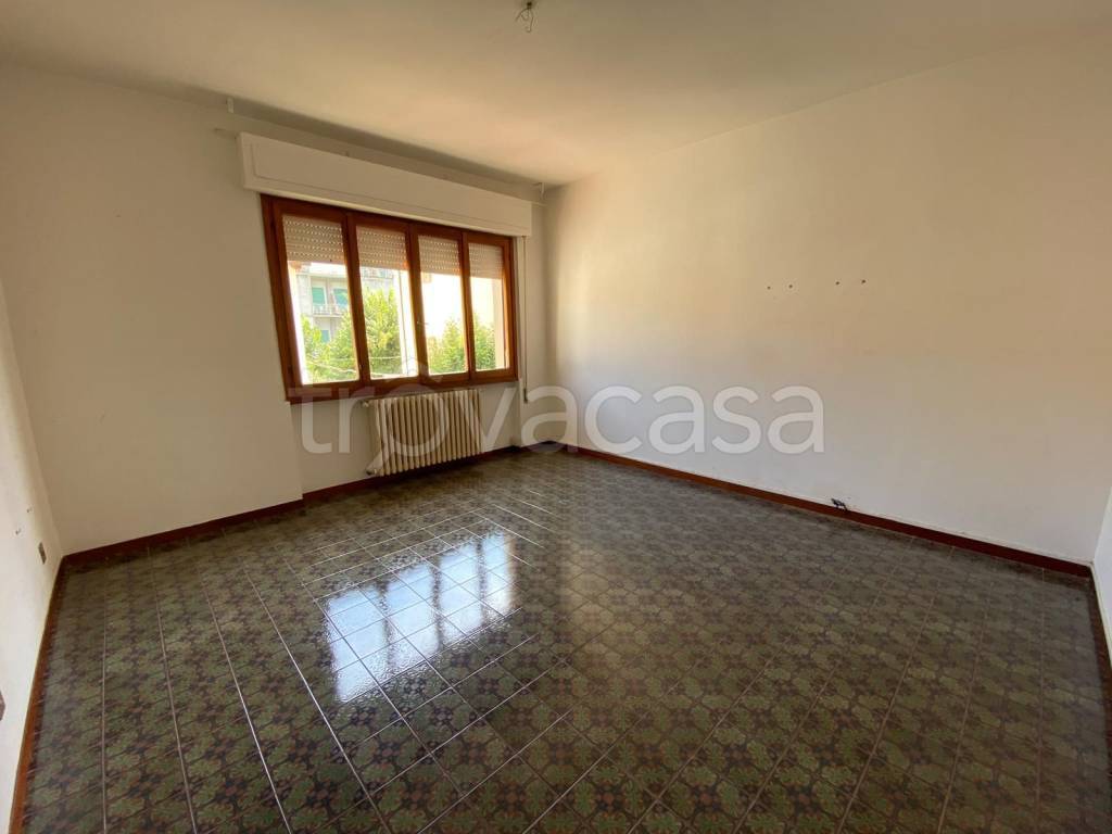 casa indipendente in vendita a Montecatini-Terme