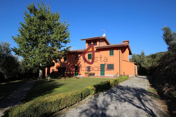 casale in vendita a Montecatini-Terme