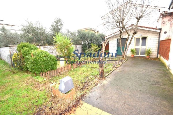 casa indipendente in vendita a Montecatini-Terme
