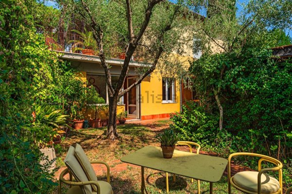 casa indipendente in vendita a Montecatini-Terme in zona Vico