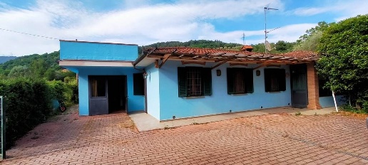 casa indipendente in vendita a Montecatini-Terme in zona Vico