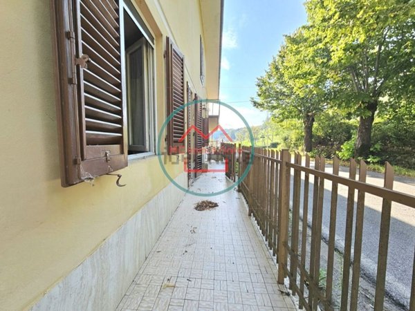 appartamento in vendita a Montecatini-Terme in zona Nievole