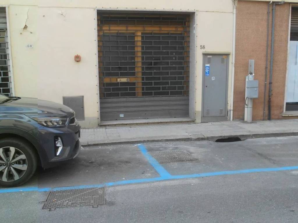 negozio in vendita a Montecatini-Terme in zona Vico