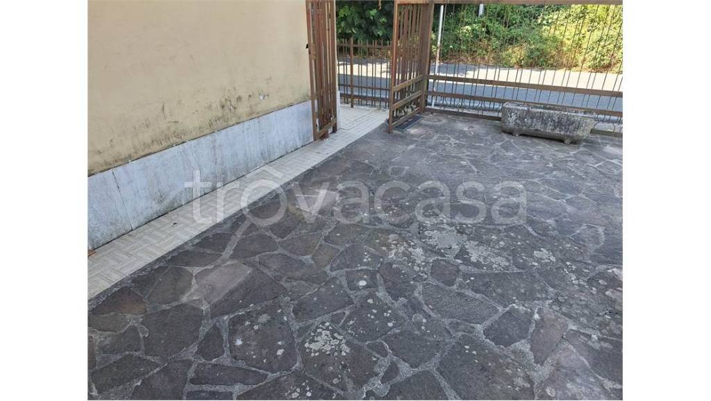 appartamento in vendita a Montecatini-Terme in zona Nievole