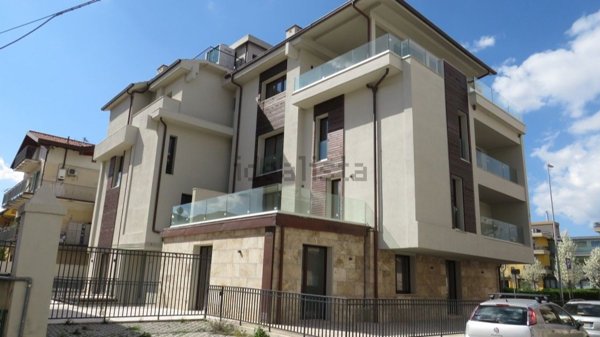 appartamento in vendita a Montecatini-Terme in zona Vico