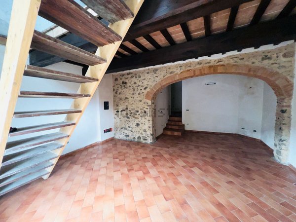 casa indipendente in vendita a Montecatini-Terme in zona Nievole