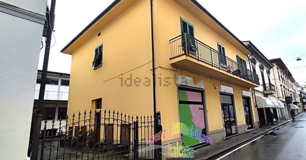 appartamento in vendita a Montecatini-Terme