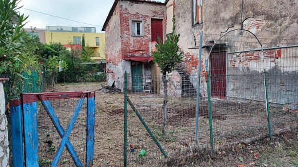 appartamento in vendita a Montecatini-Terme in zona Vico