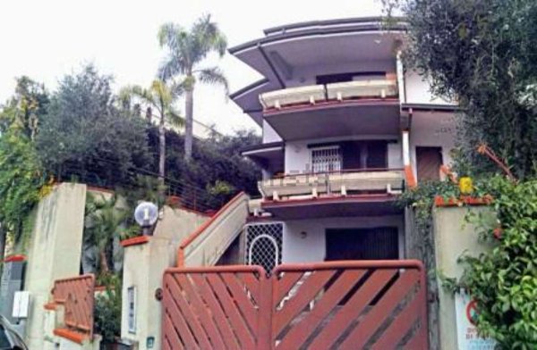 casa indipendente in vendita a Montecatini-Terme