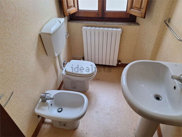 ufficio in vendita a Montecatini-Terme