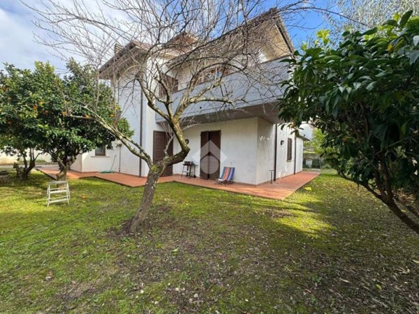 casa indipendente in vendita a Montecatini-Terme in zona Vico