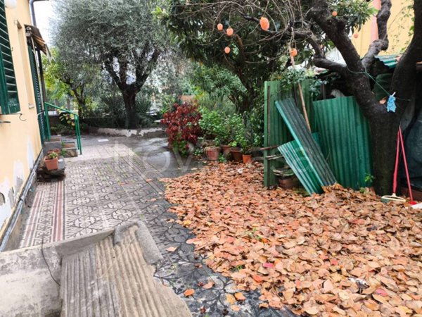 casa indipendente in vendita a Montecatini-Terme in zona Vico