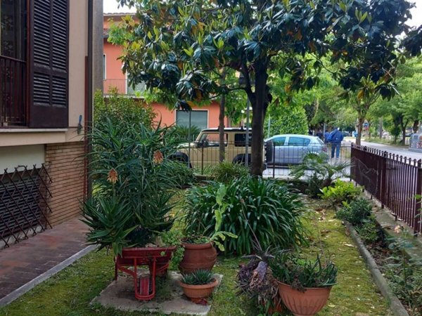 casa indipendente in vendita a Montecatini-Terme in zona Vico