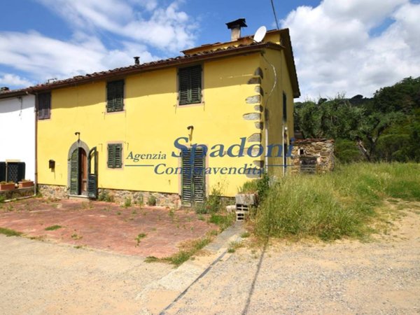 casa indipendente in vendita a Montecatini-Terme