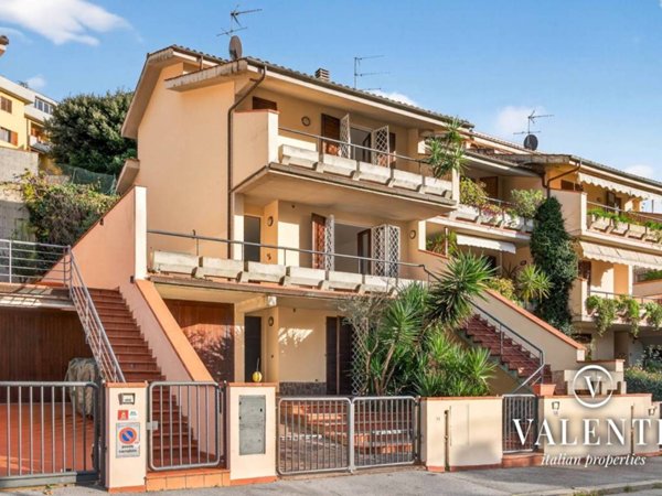 casa indipendente in vendita a Montecatini-Terme in zona Vico