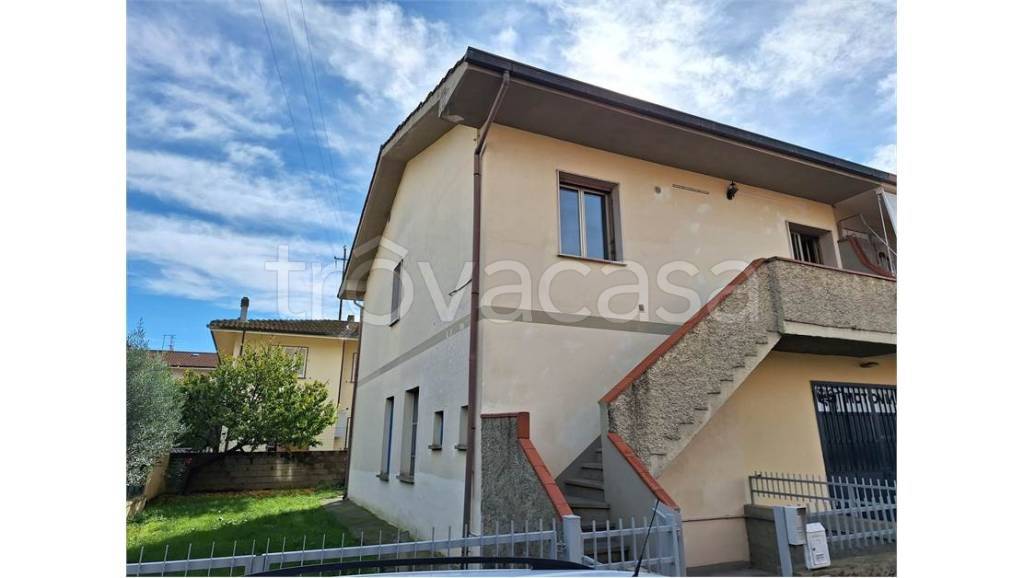 appartamento in vendita a Montecatini-Terme in zona Vico