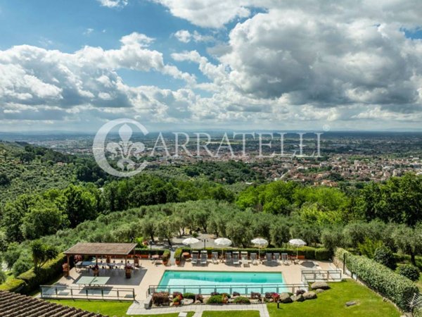 casa indipendente in vendita a Montecatini-Terme