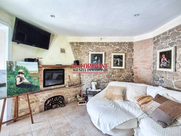 casa indipendente in vendita a Montecatini-Terme