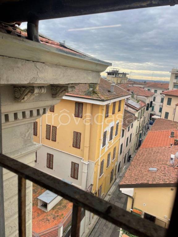 appartamento in vendita a Montecatini-Terme in zona Vico