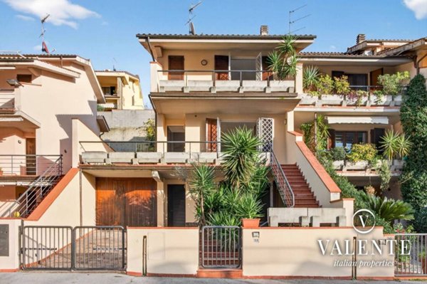 casa indipendente in vendita a Montecatini-Terme in zona Vico