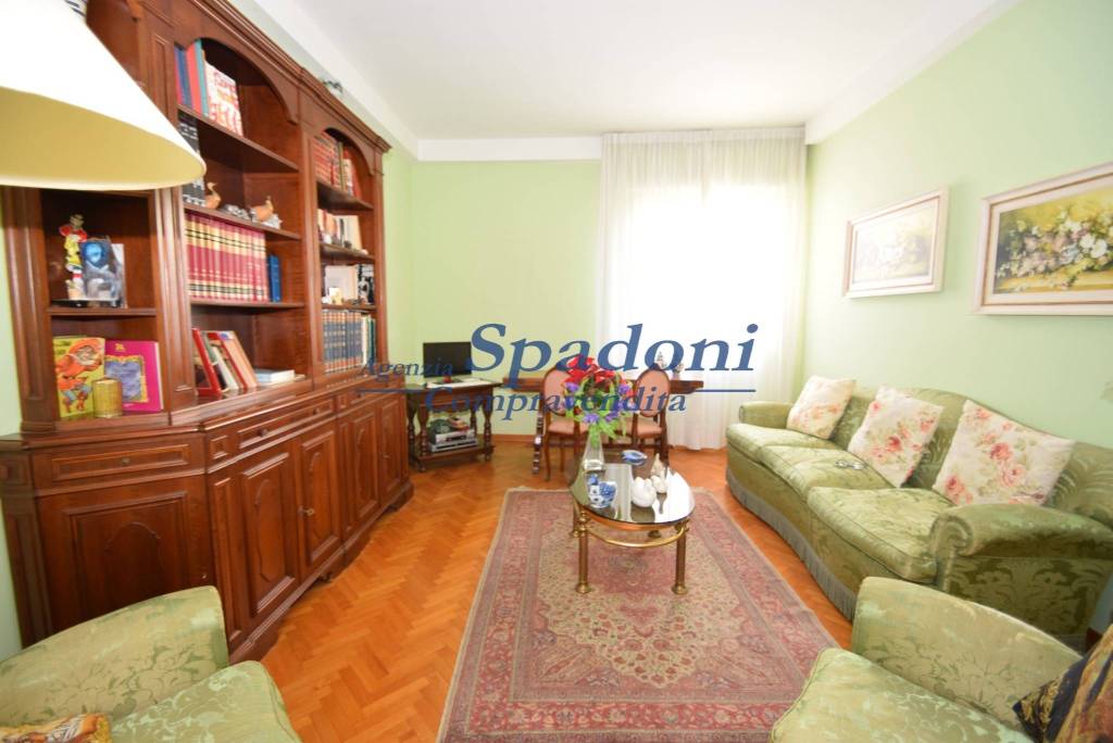 appartamento in vendita a Montecatini-Terme in zona Vico