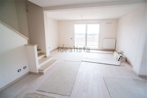 casa indipendente in vendita a Montecatini-Terme