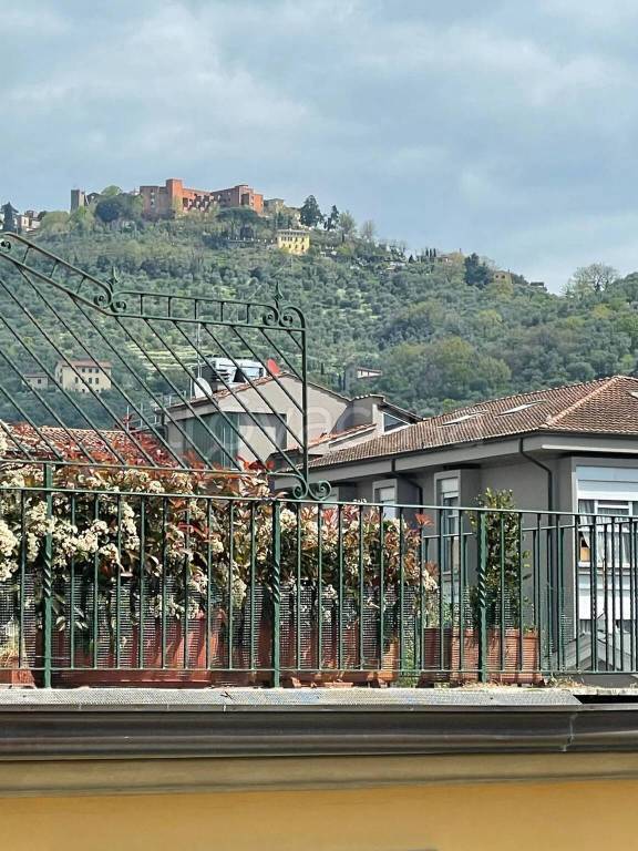 appartamento in vendita a Montecatini-Terme