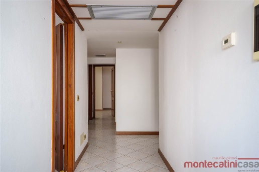 appartamento in vendita a Montecatini-Terme