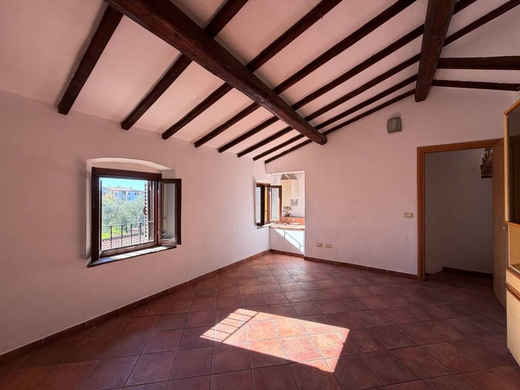 casa indipendente in vendita a Montecatini-Terme
