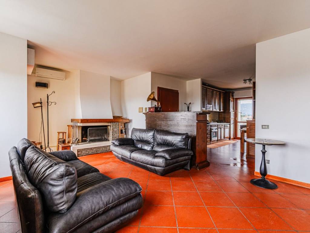 appartamento in vendita a Montecatini-Terme