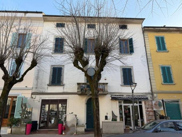 intera palazzina in vendita a Montecatini-Terme