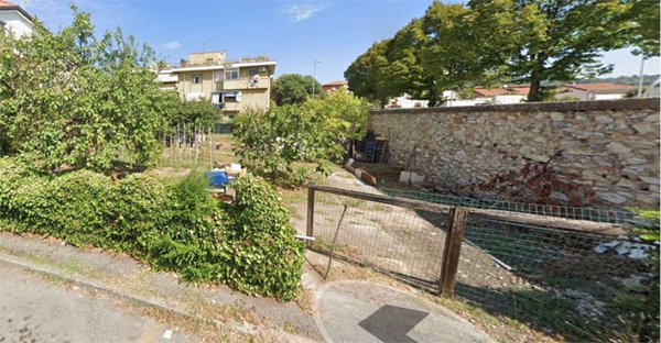 casa indipendente in vendita a Montecatini-Terme in zona Vico