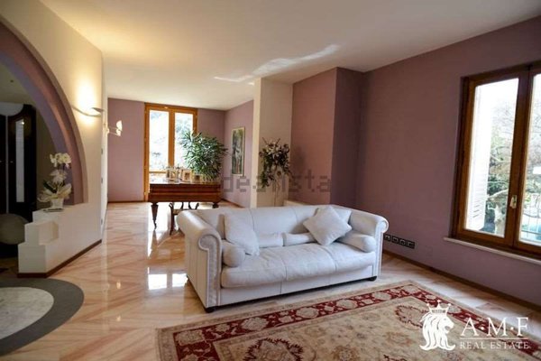 casa indipendente in vendita a Montecatini-Terme