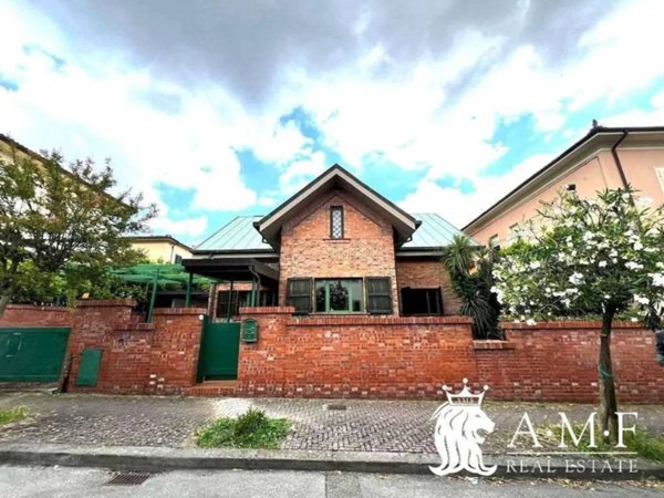 casa indipendente in vendita a Montecatini-Terme in zona Vico