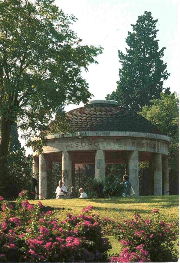 negozio in vendita a Montecatini-Terme in zona Vico