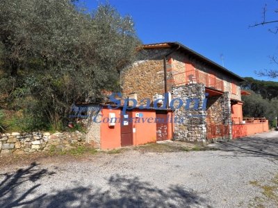 casa indipendente in vendita a Montecatini-Terme in zona Vico