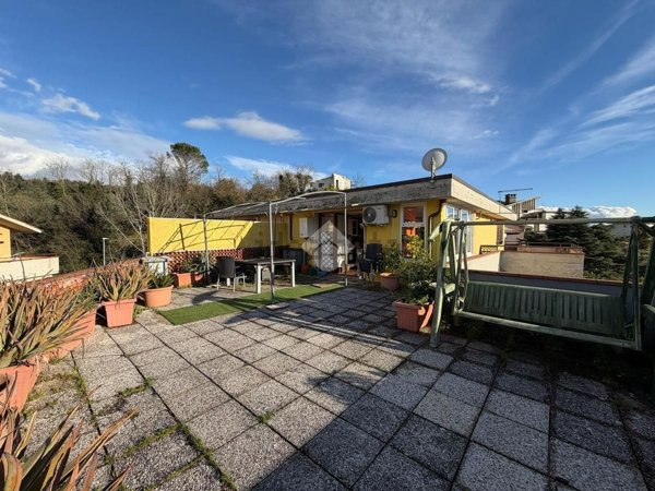 appartamento in vendita a Montecatini-Terme