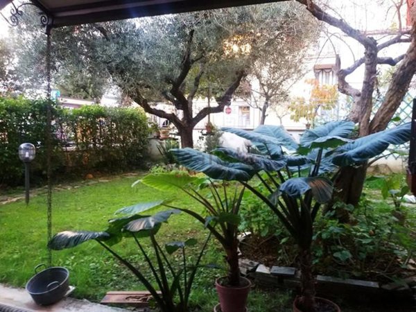 casa indipendente in vendita a Montecatini-Terme