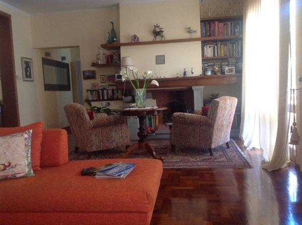 casa indipendente in vendita a Montecatini-Terme