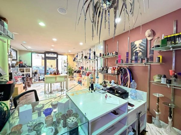 negozio in vendita a Montecatini-Terme in zona Vico