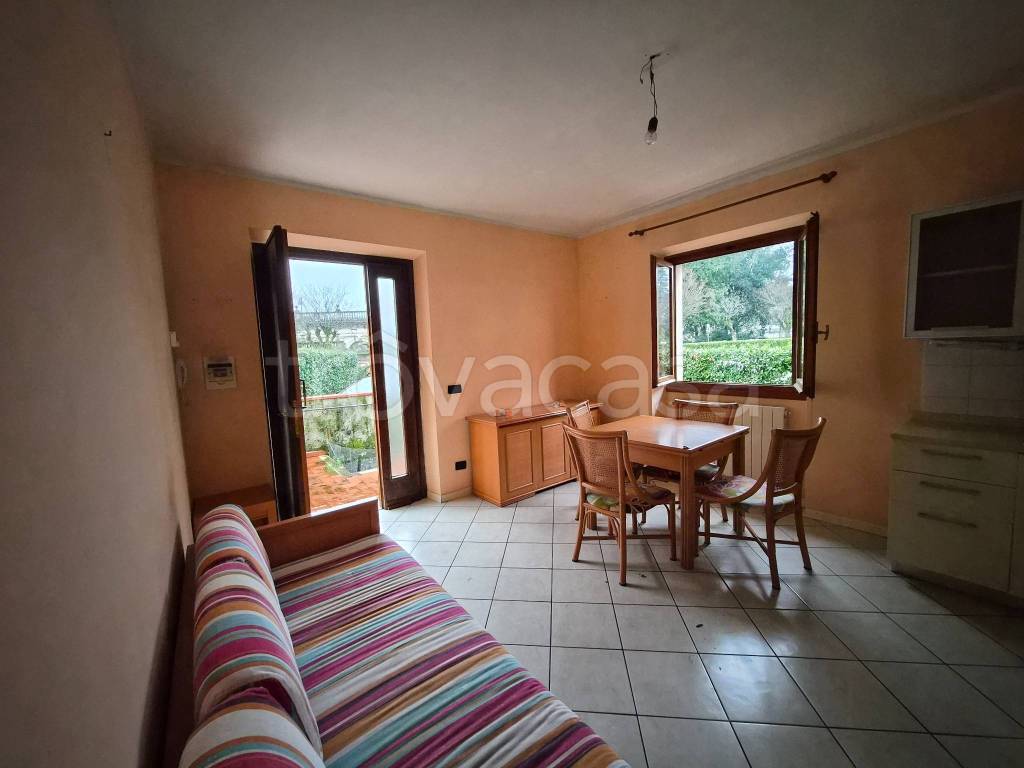 appartamento in vendita a Montecatini-Terme in zona Vico