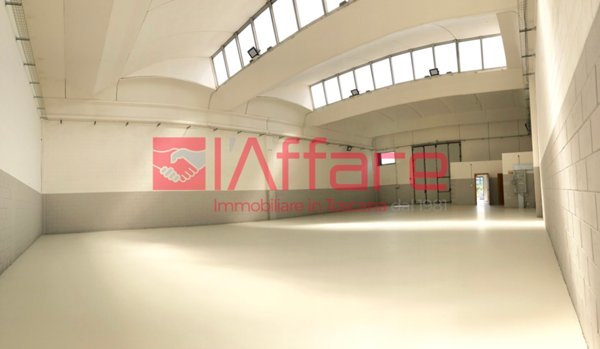 capannone in vendita a Montecatini-Terme