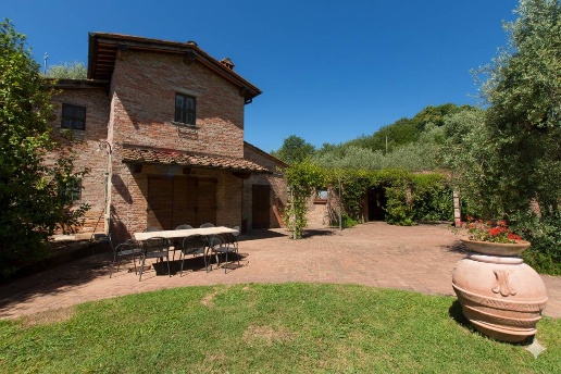 casa indipendente in vendita a Montecatini-Terme in zona Montecatini Alto