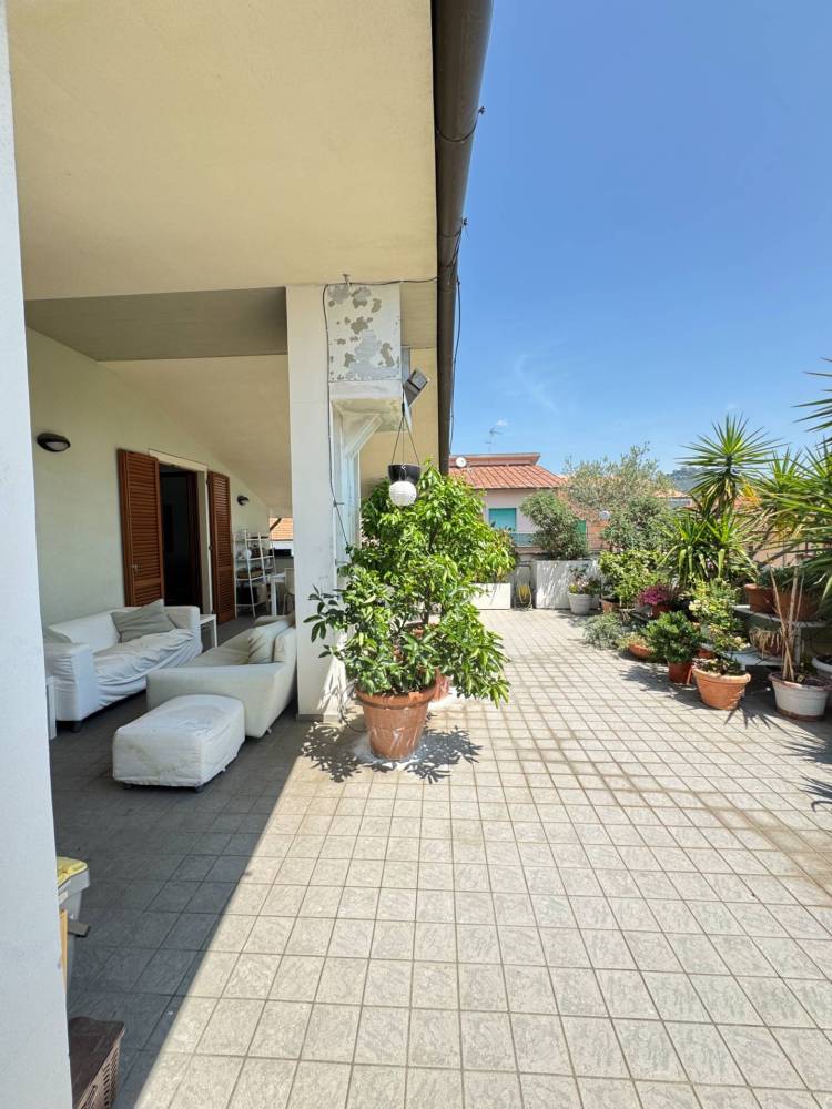 appartamento in vendita a Montecatini-Terme in zona Vico