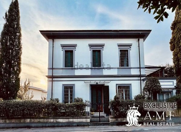 casa indipendente in vendita a Montecatini-Terme