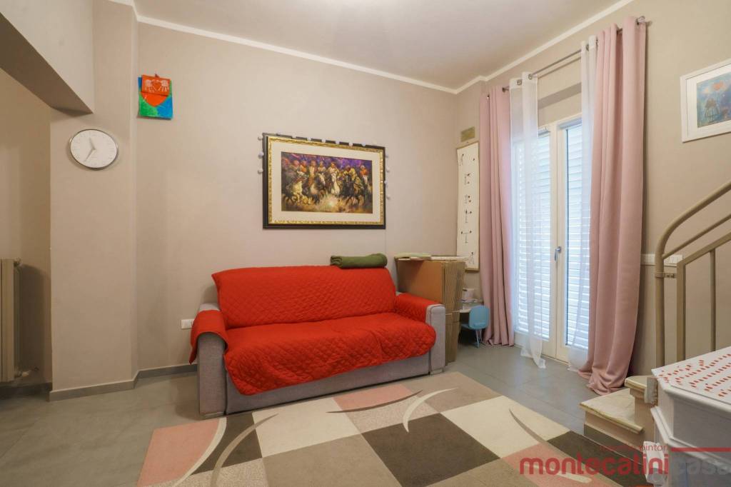 casa indipendente in vendita a Montecatini-Terme in zona Vico