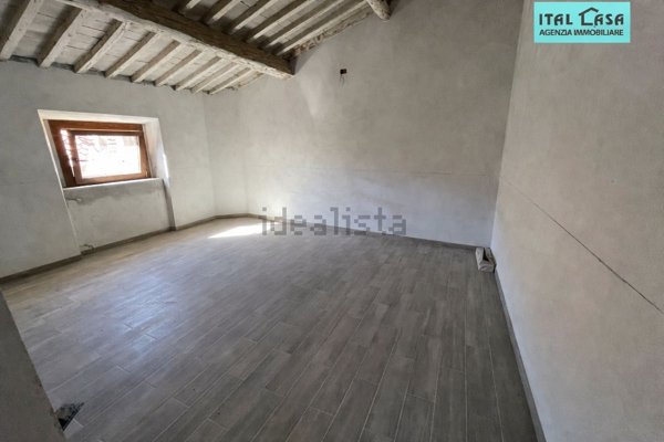 appartamento in vendita a Montecatini-Terme