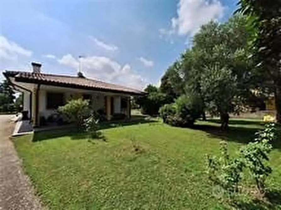 casa indipendente in vendita a Montecatini-Terme